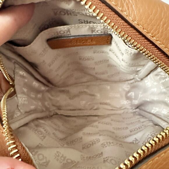 MICHAEL Michael Kors Brown Crossbody Bag - Picture 11 of 14